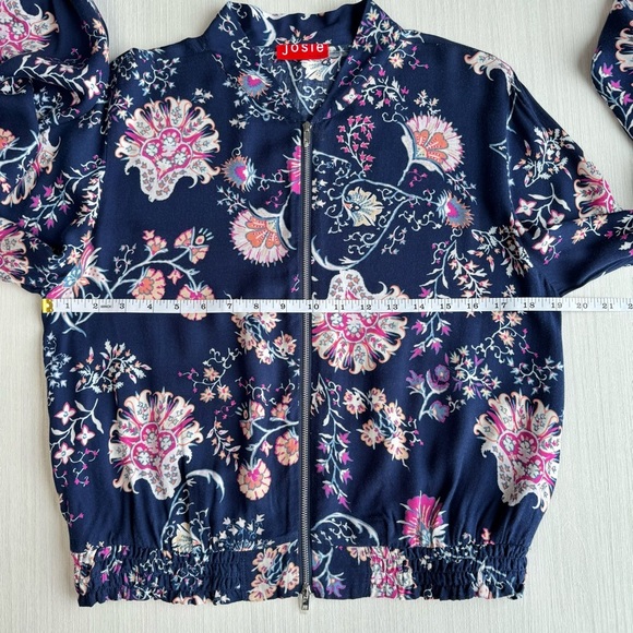 JOSIE NATORI Floral Bomber Jacket Size S Navy Pink Paisley Boho Lightweight - Picture 6 of 11